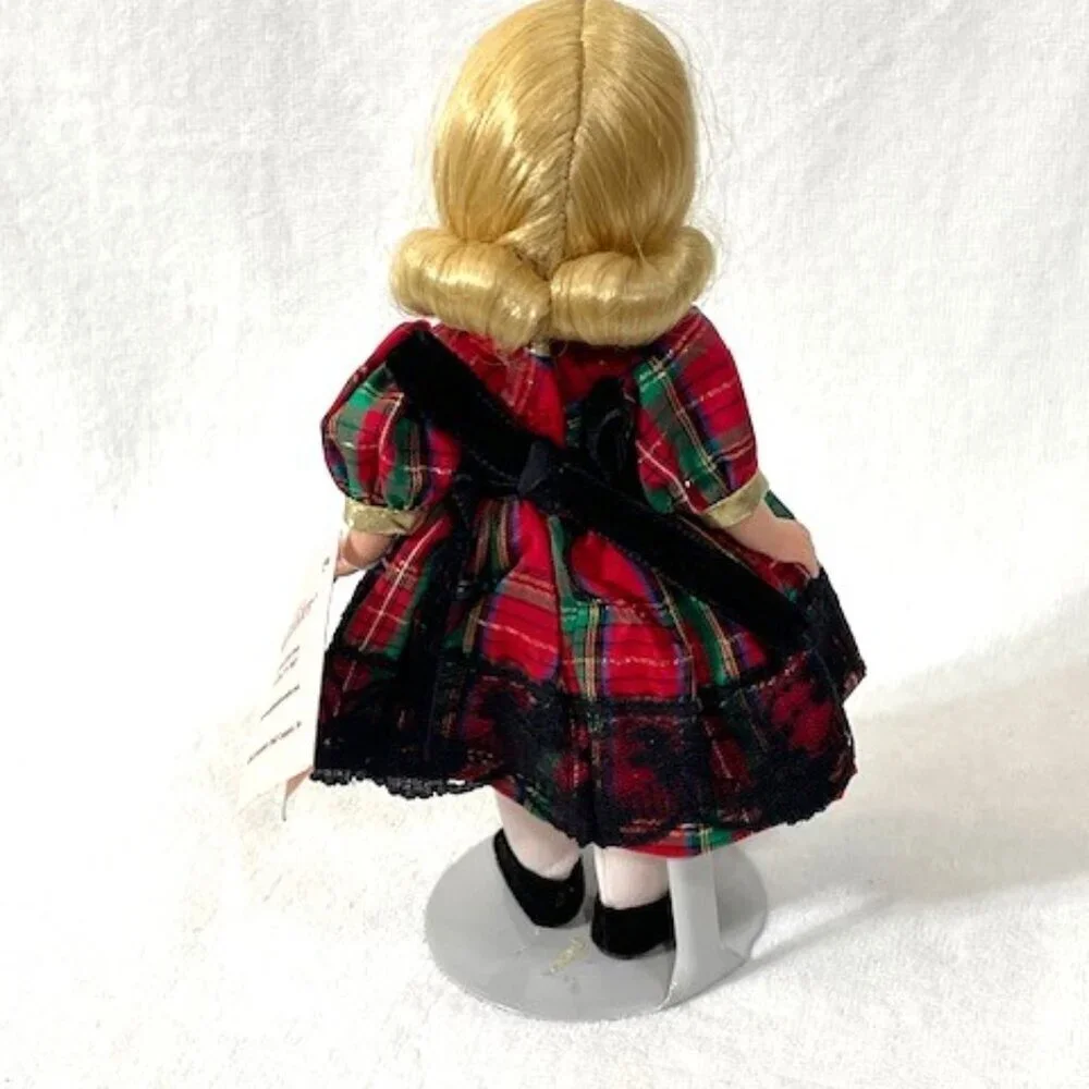 Rare Madame Alexander restrung 8